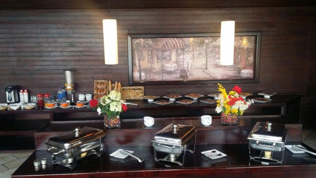 Spectra Inn Hotel 'Ezbet Sharikat Wardan エクステリア 写真